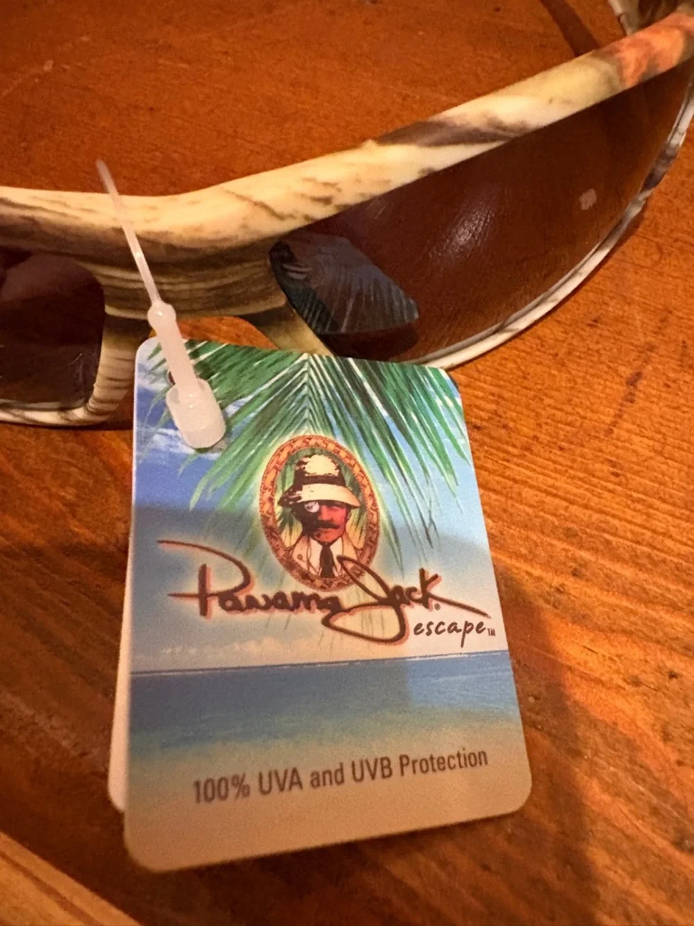 Panama Jack Camo-Pattern Wrap Sunglasses with Brown Lenses - Picture 4 of 5